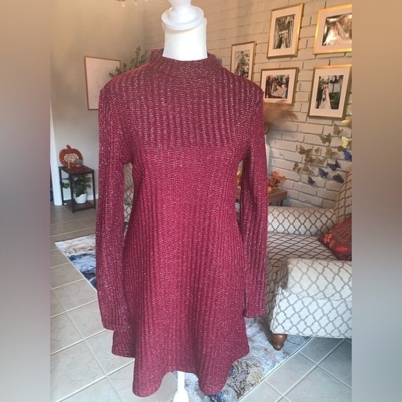 Urban Outfitters Size XS Red Metallic Mock Neck Mini Dress - Picture 2 of 6